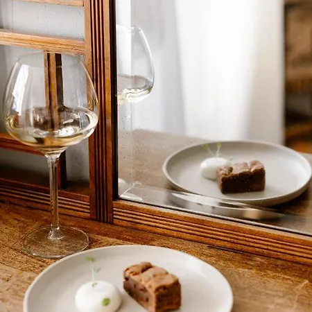 Amadeus Restaurant & Boutique