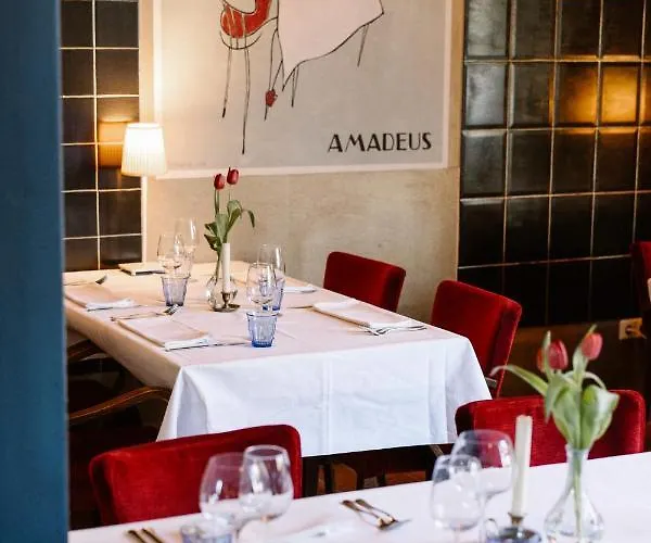 Amadeus Restaurant & Boutique *