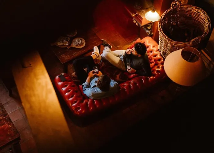 Amadeus Restaurant & Boutique מלון *