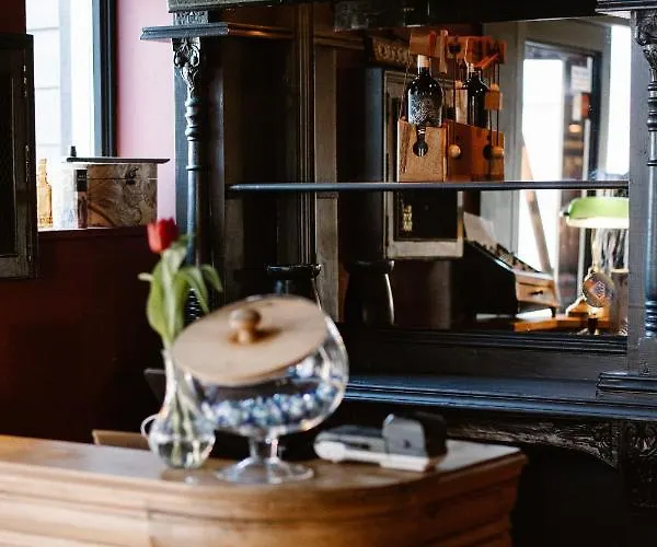 מלון Amadeus Restaurant & Boutique